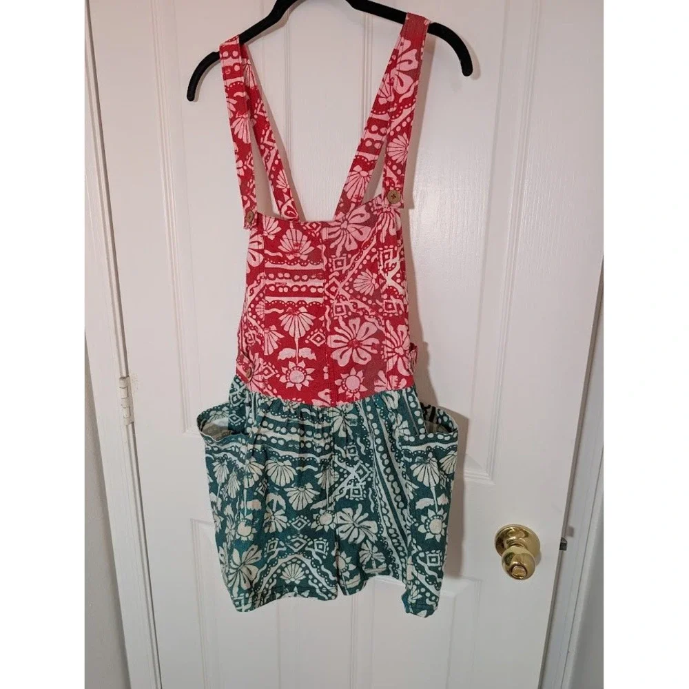 Free People Palm Bay Shortalls Red Green Floral Print Romper‎ Size S